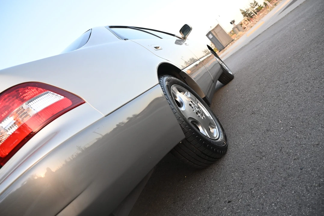 2001 Lexus ES 3rd Gen - Image 21 of 31