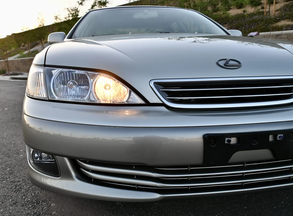 2001 Lexus ES 3rd Gen - Image 25 of 31