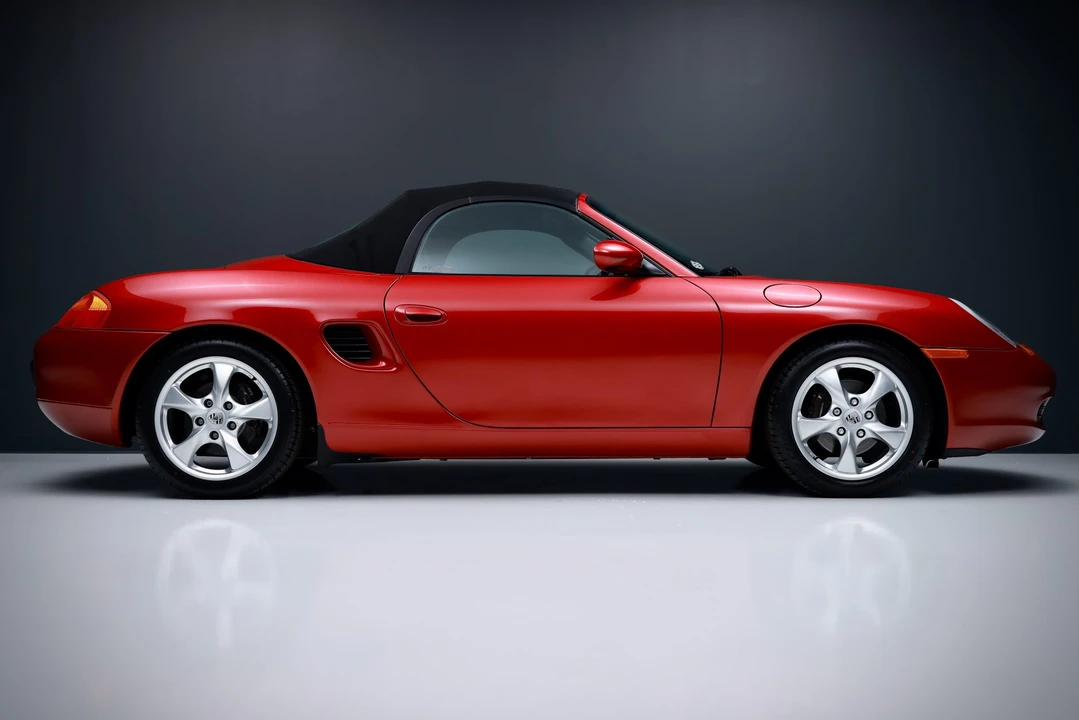 2001 Porsche 986 Boxster - Image 28 of 31
