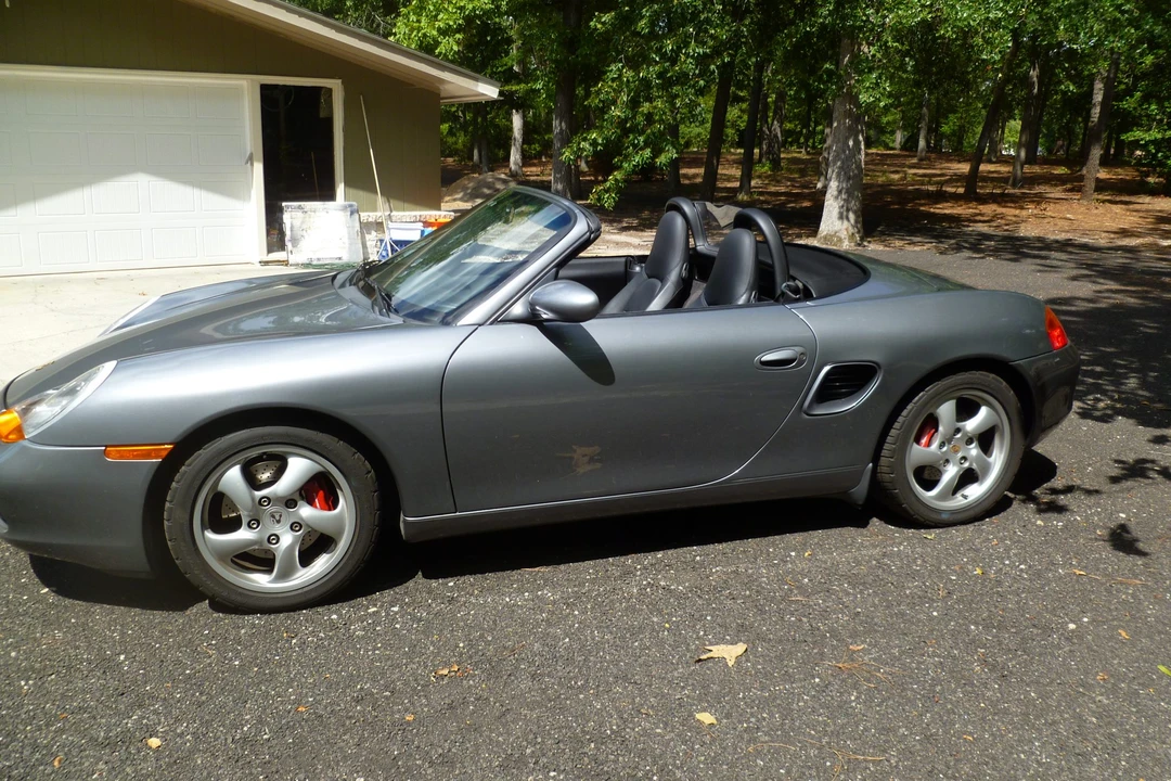 2001 Porsche 986 Boxster S - Image 12 of 31