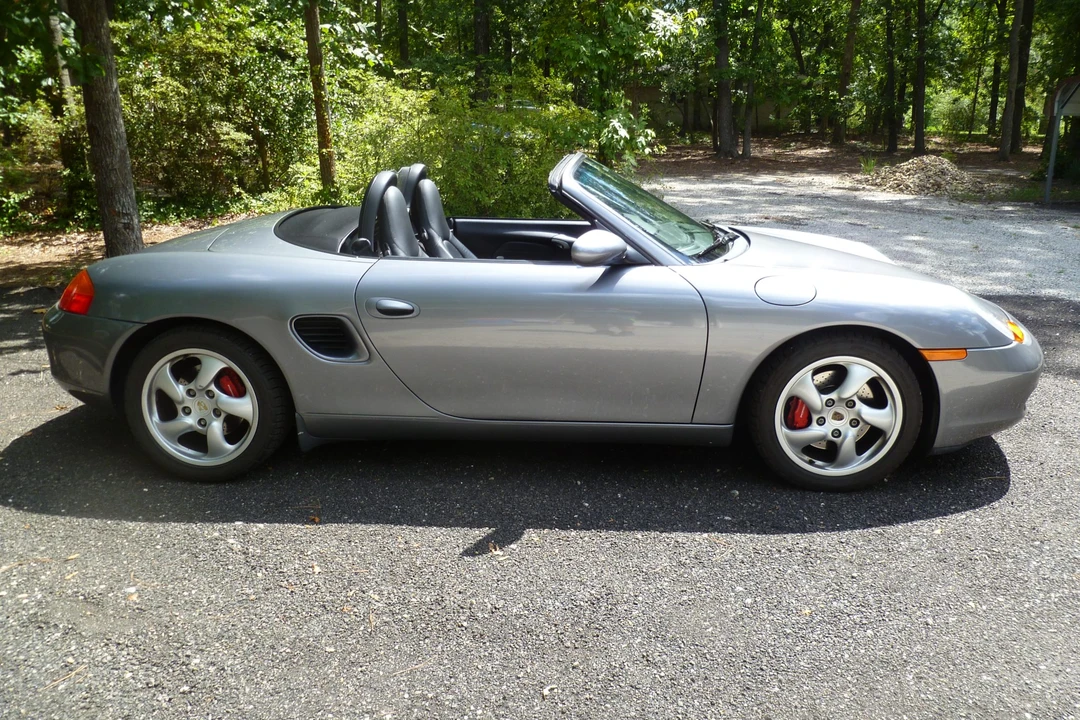 2001 Porsche 986 Boxster S - Image 16 of 31