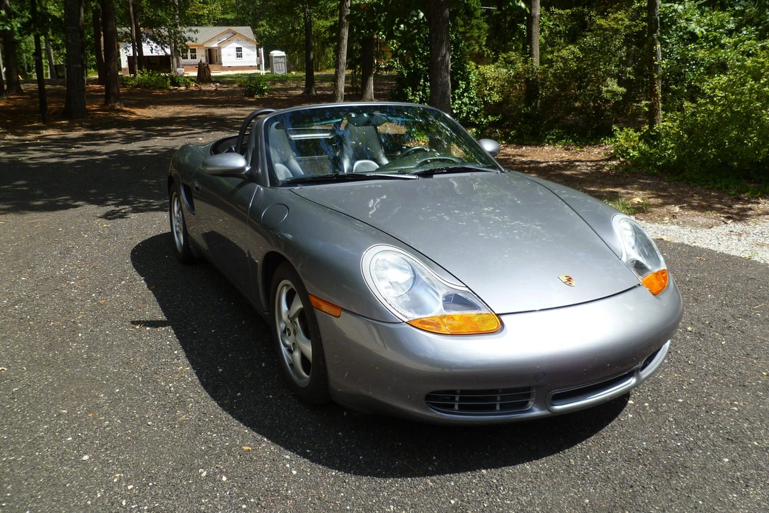 2001 Porsche 986 Boxster S - Image 17 of 31