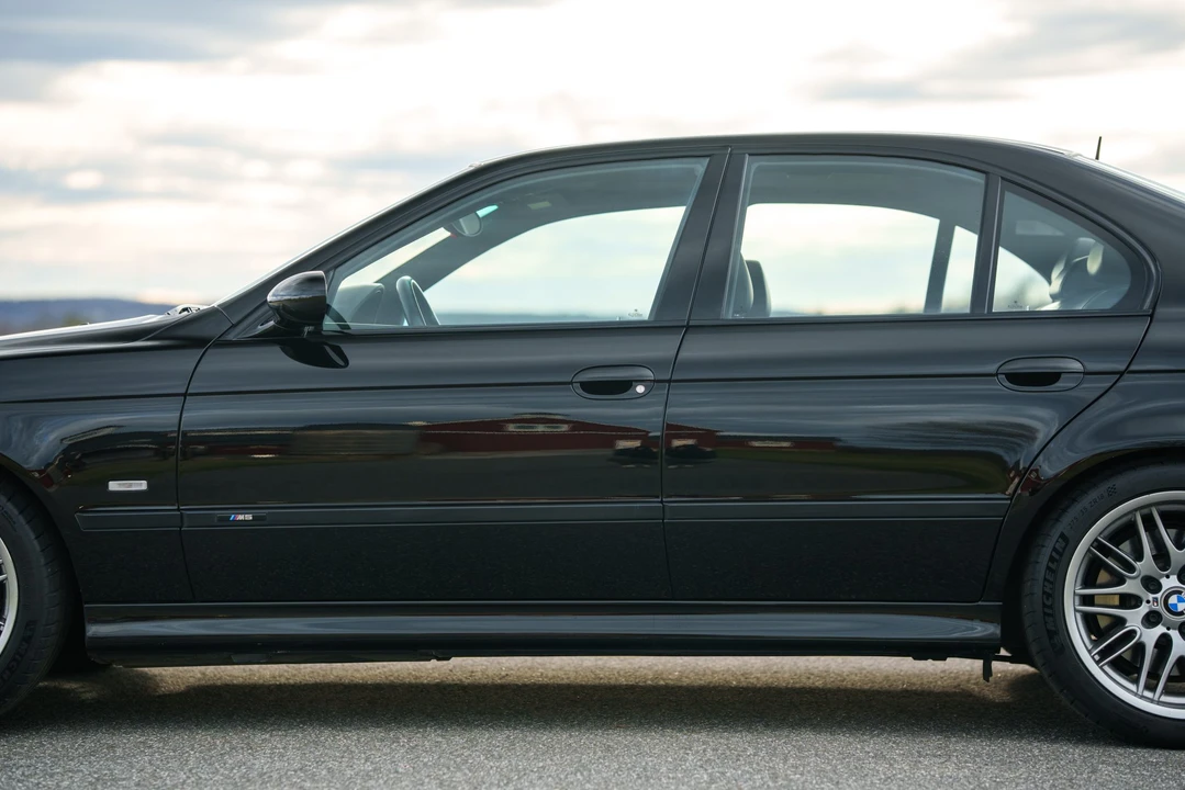 2002 BMW E39 M5 - Image 30 of 31