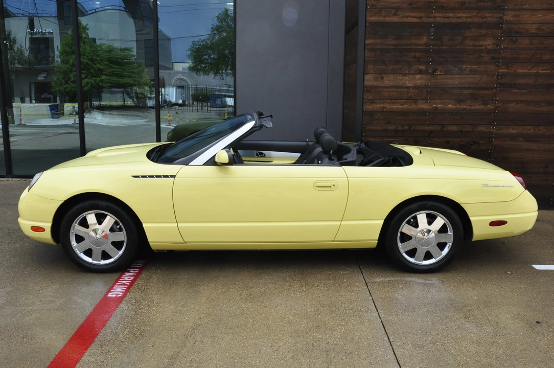 2002 Ford Thunderbird 11th Gen - Image 28 of 31