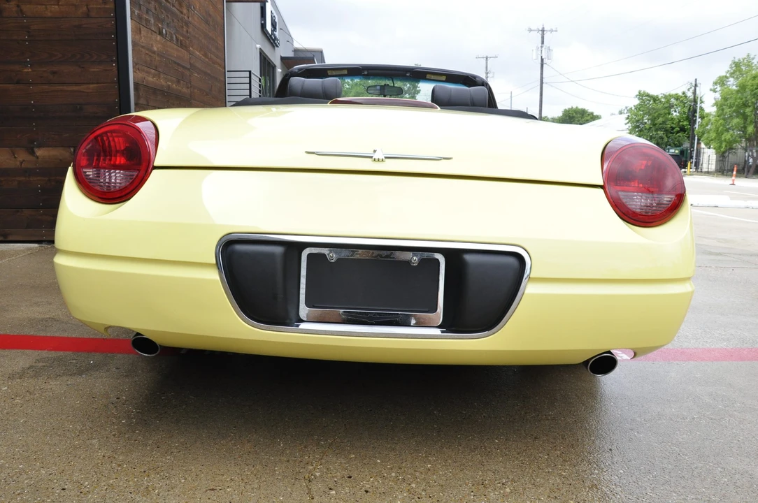 2002 Ford Thunderbird 11th Gen - Image 25 of 31