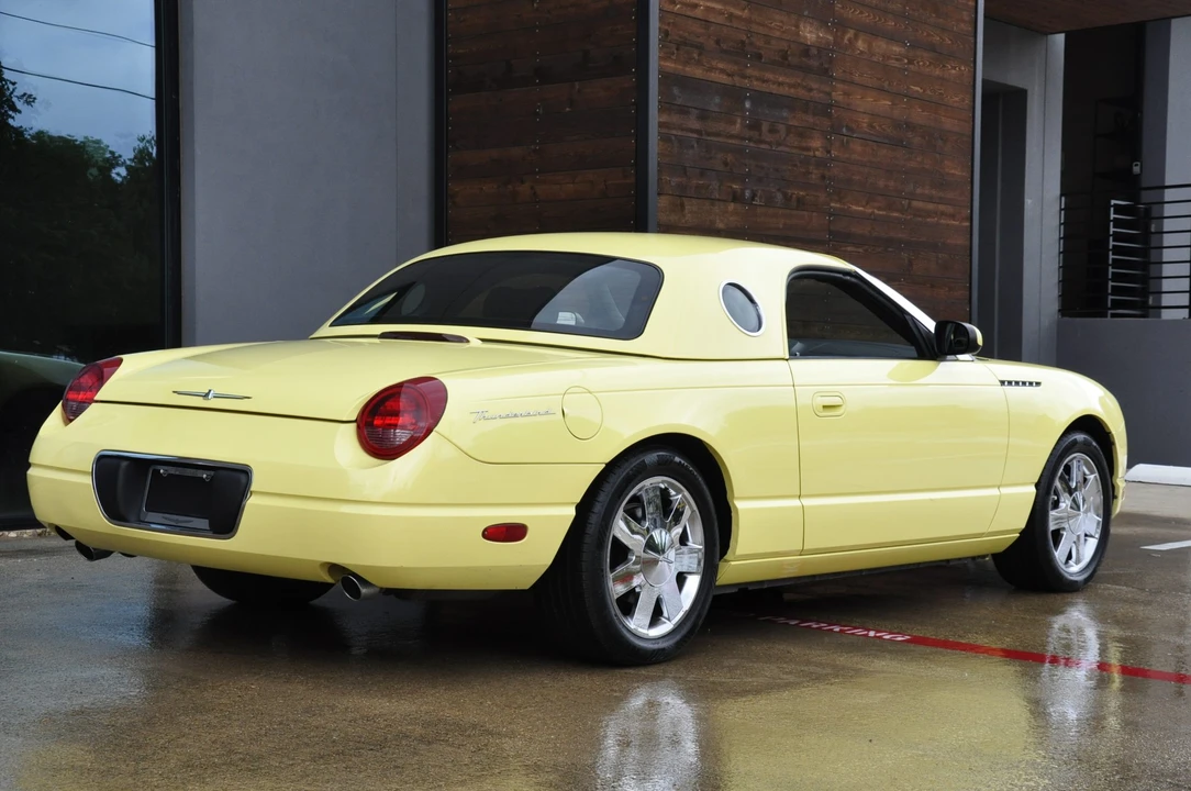 2002 Ford Thunderbird 11th Gen - Image 20 of 31