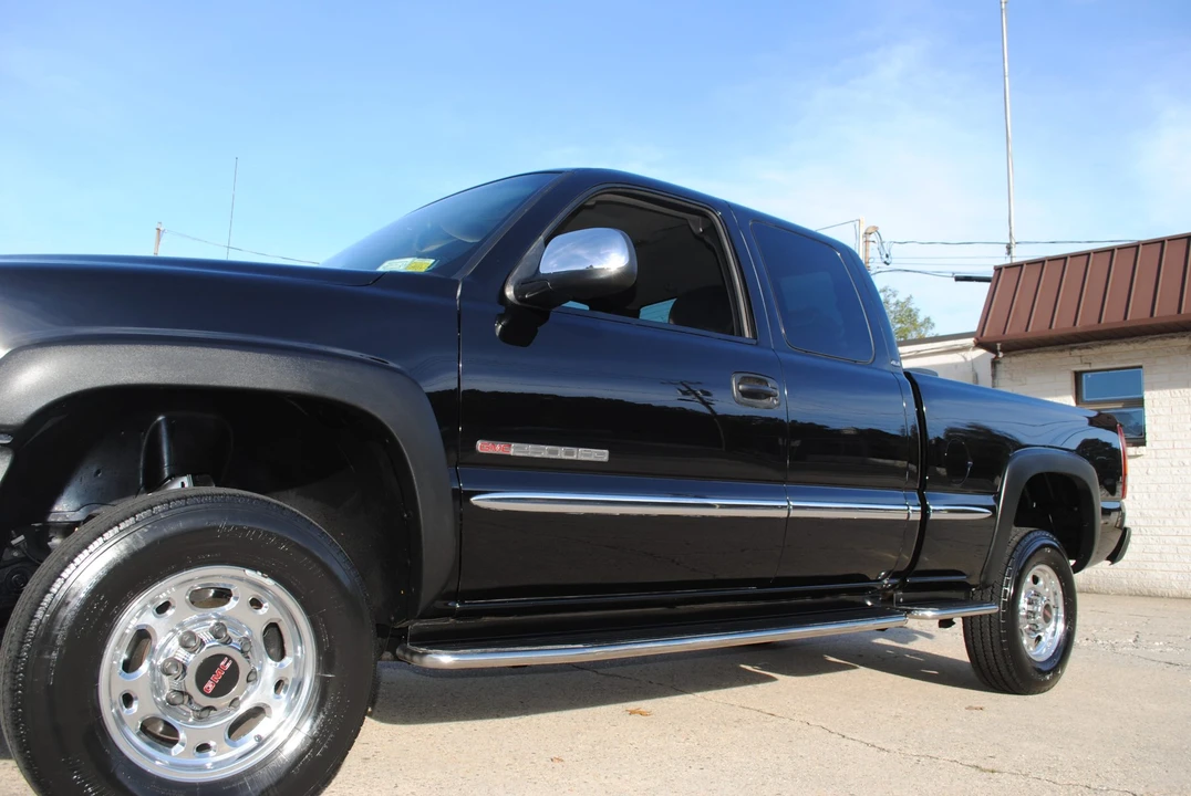 2002 GMC Sierra Heavy Duty 2nd Gen - Image 21 of 31