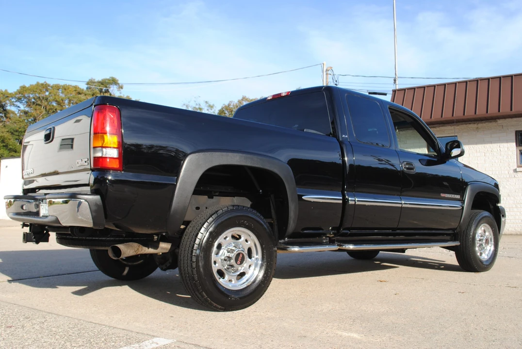 2002 GMC Sierra Heavy Duty 2nd Gen - Image 7 of 31