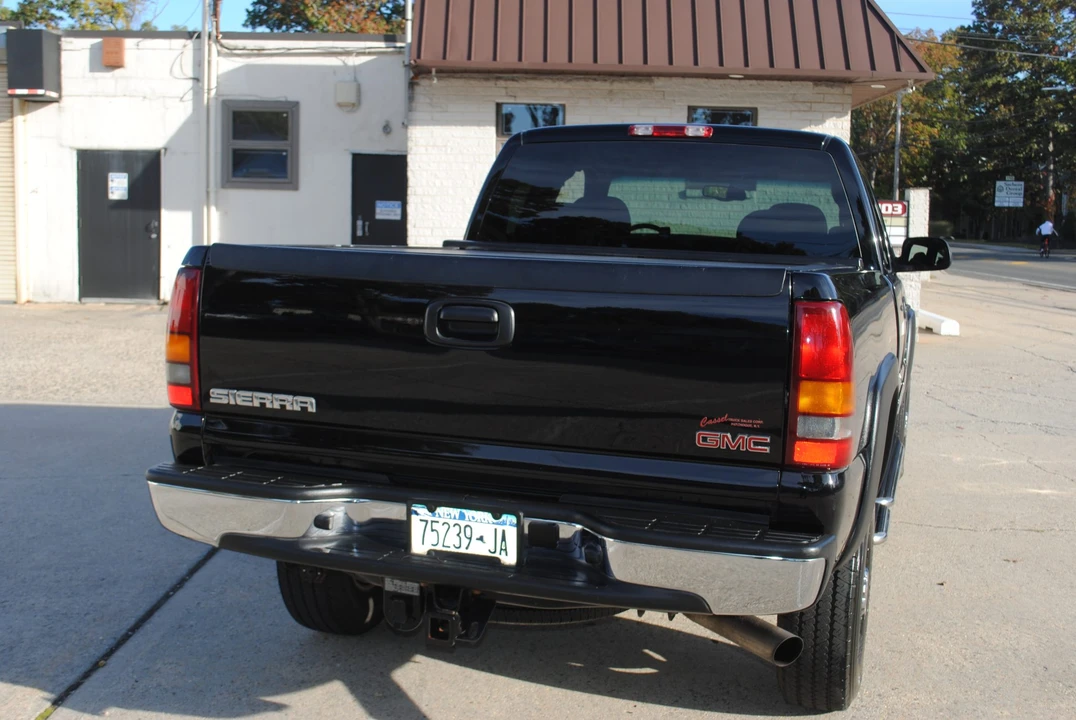 2002 GMC Sierra Heavy Duty 2nd Gen - Image 9 of 31
