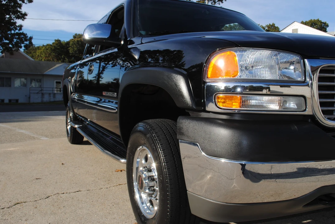 2002 GMC Sierra Heavy Duty 2nd Gen - Image 15 of 31
