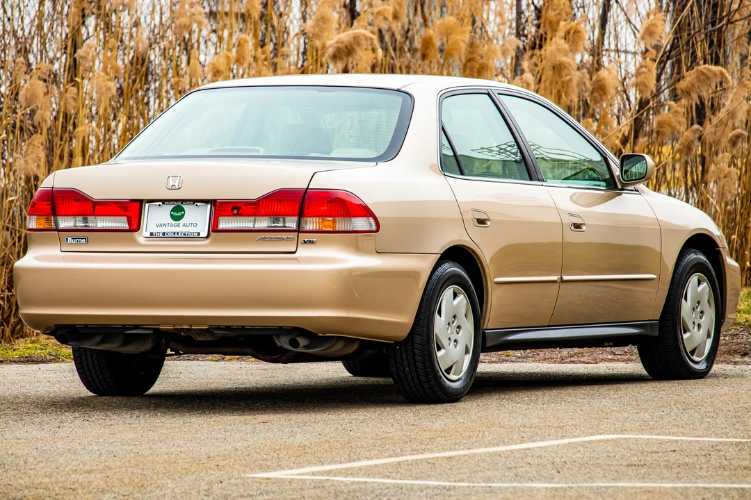 2002 Honda Accord 6th Gen - Image 13 of 31
