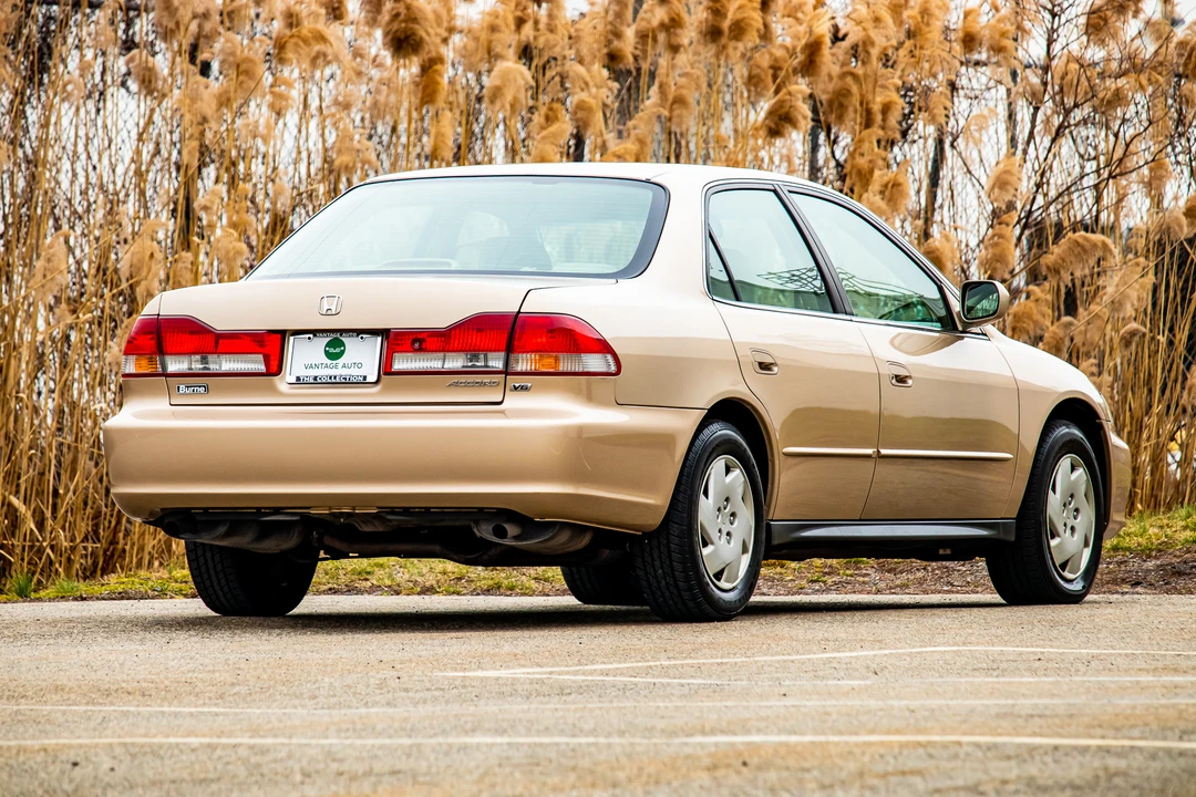 2002 Honda Accord 6th Gen - Image 12 of 31