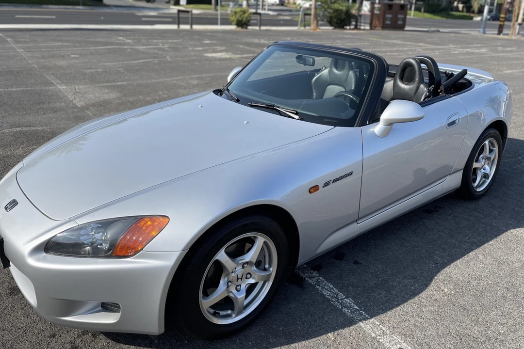 2002 Honda AP1 S2000 - Image 2 of 31