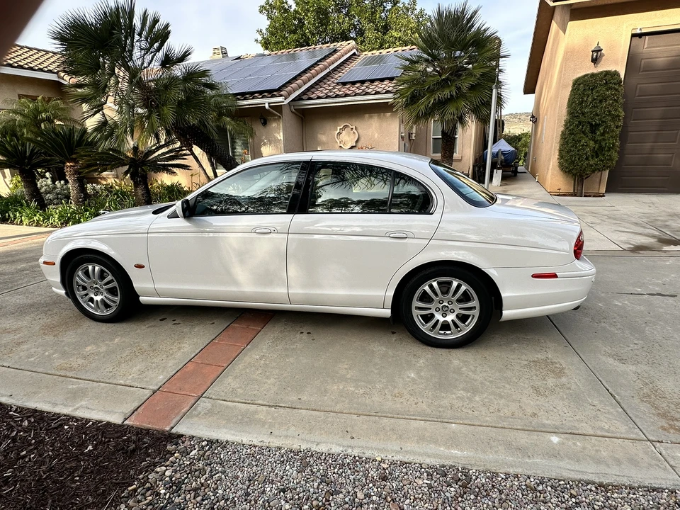2002 Jaguar S-Type 2nd Gen - Image 18 of 31