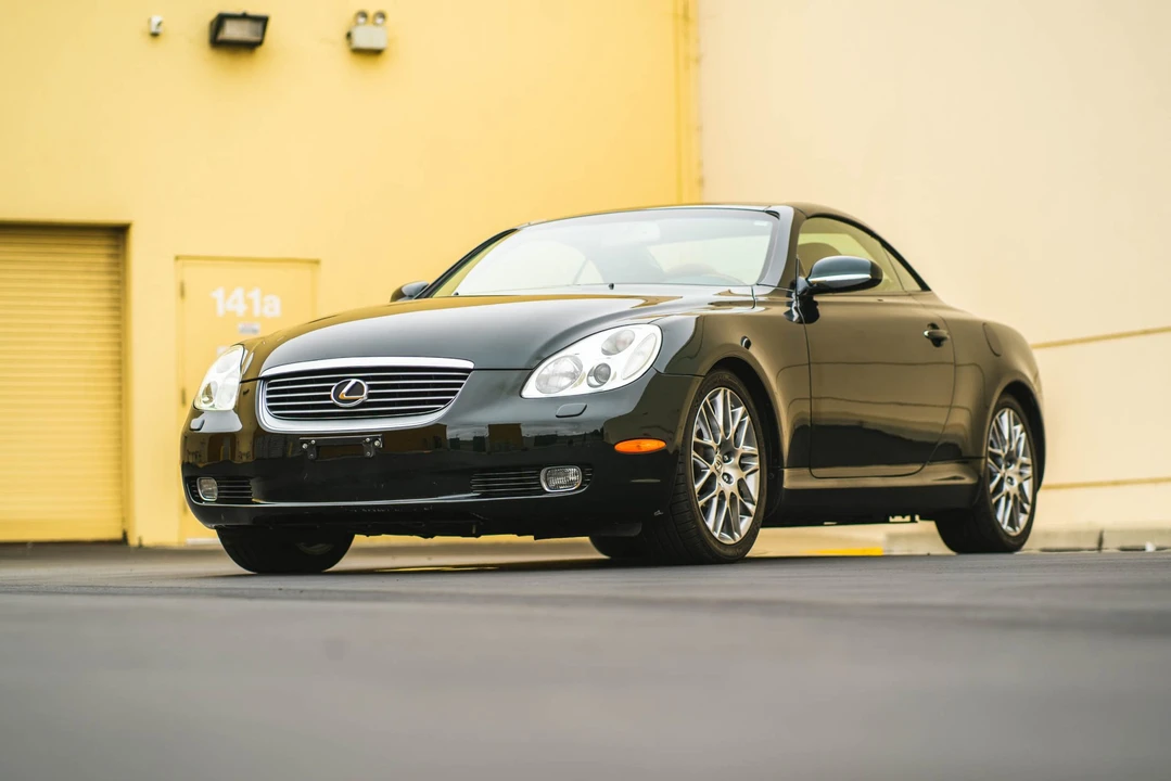 2002 Lexus SC430 - Image 3 of 31