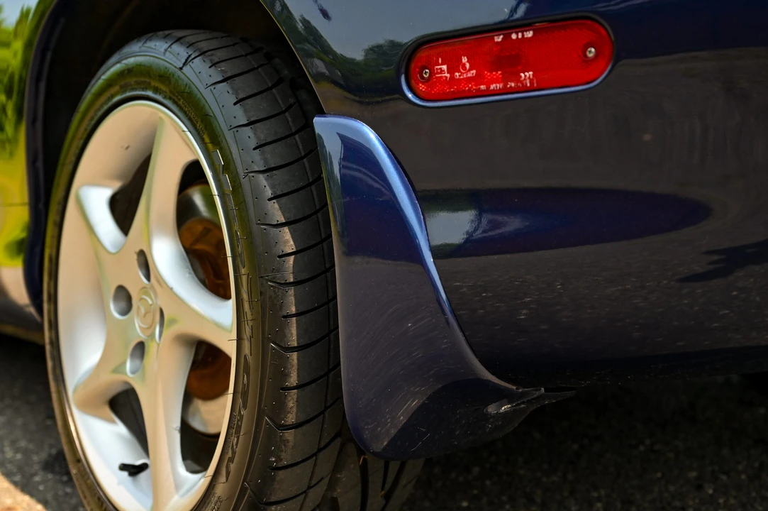 2002 Mazda NB MX-5 Miata - Image 28 of 31