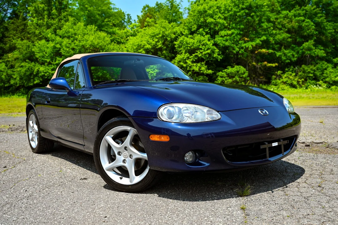 2002 Mazda NB MX-5 Miata - Image 18 of 31
