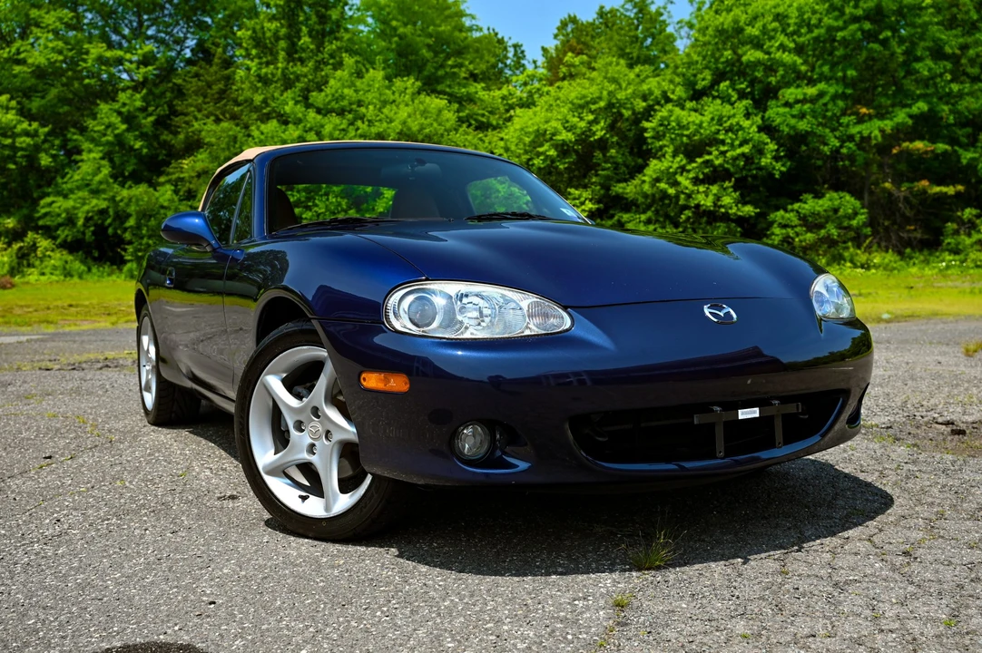 2002 Mazda NB MX-5 Miata - Image 19 of 31