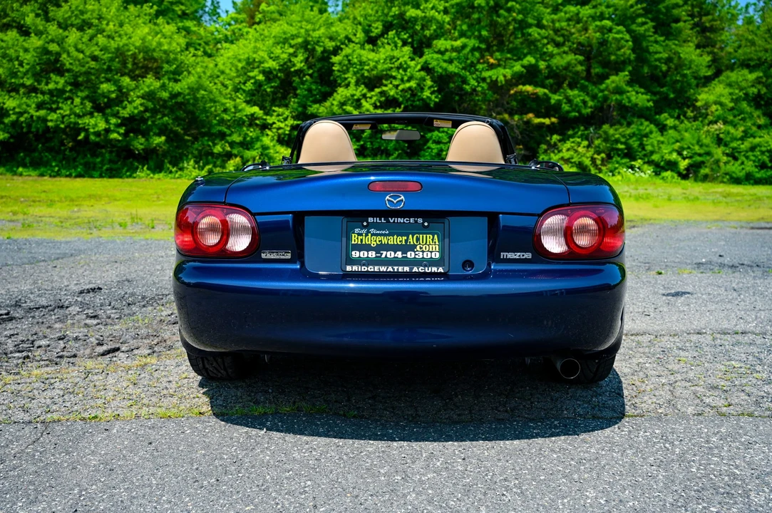 2002 Mazda NB MX-5 Miata - Image 8 of 31