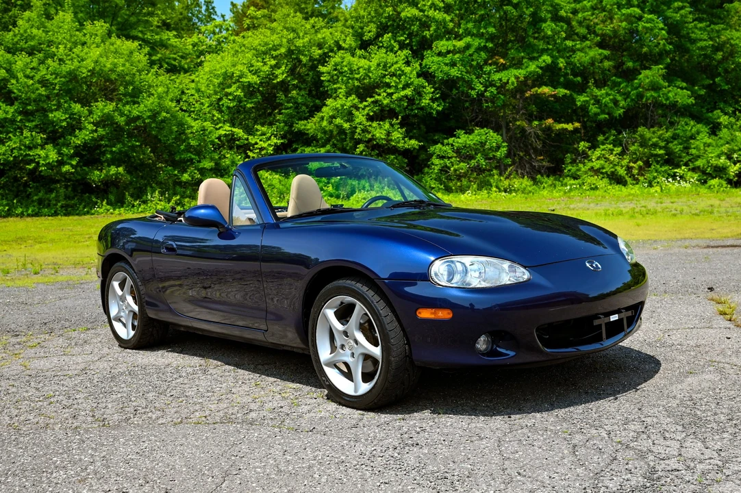 2002 Mazda NB MX-5 Miata - Image 9 of 31