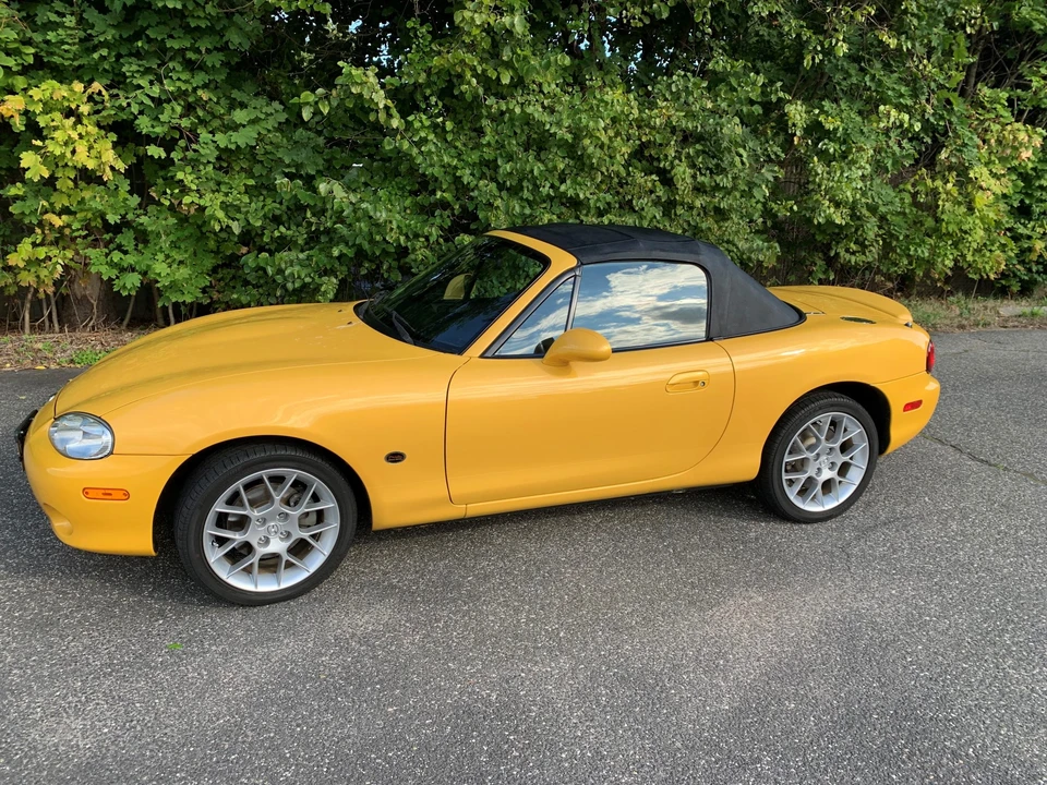 2002 Mazda NB MX-5 Miata - Image 21 of 31