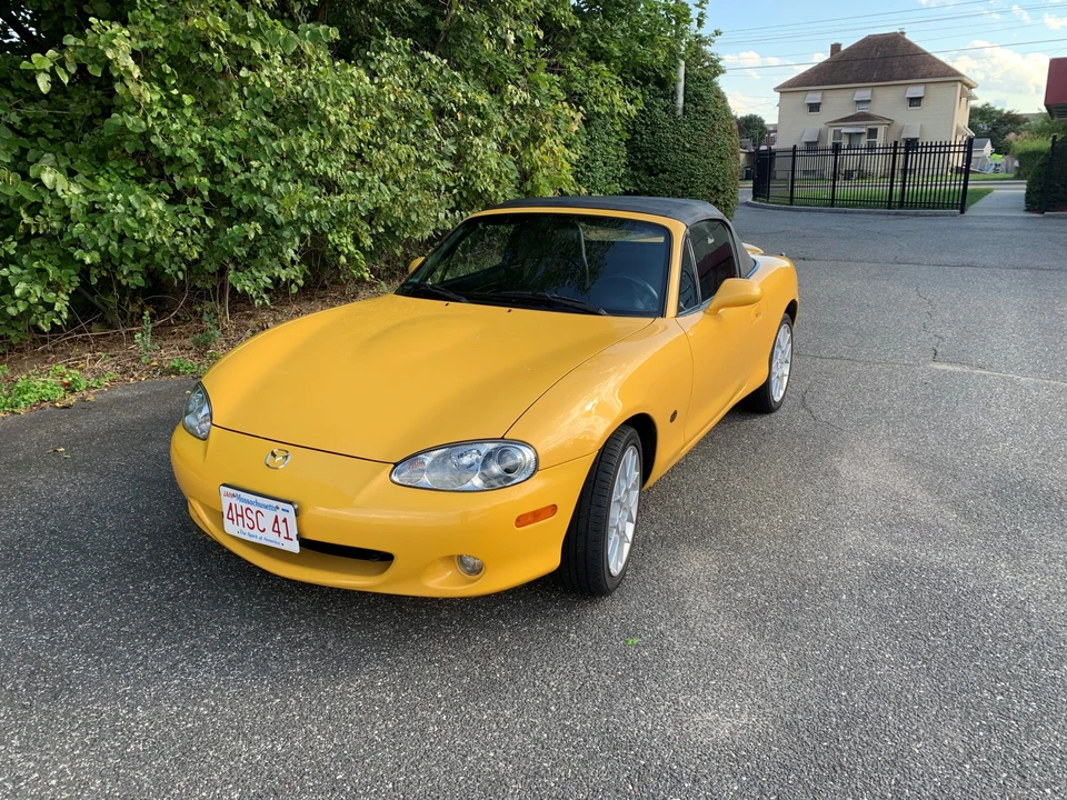 2002 Mazda NB MX-5 Miata - Image 23 of 31