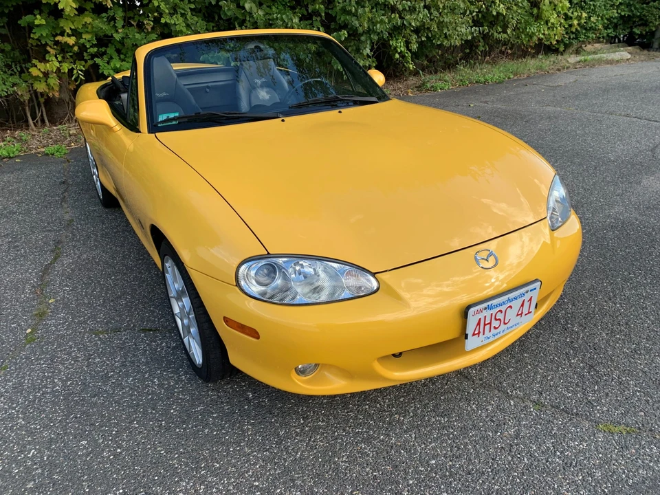2002 Mazda NB MX-5 Miata - Image 9 of 31