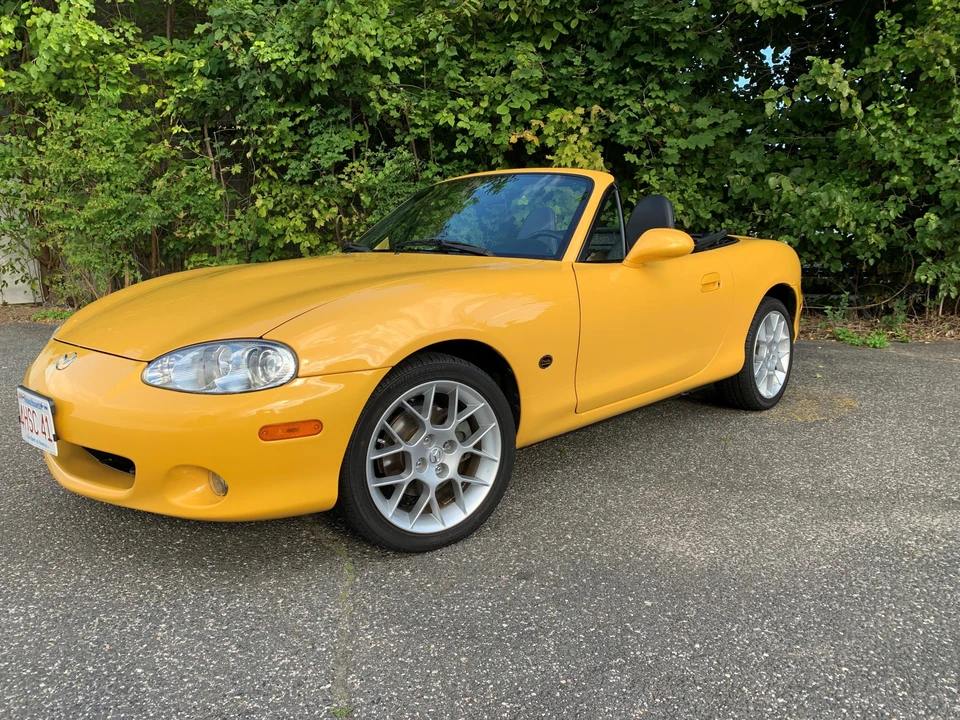 2002 Mazda NB MX-5 Miata - Image 3 of 31