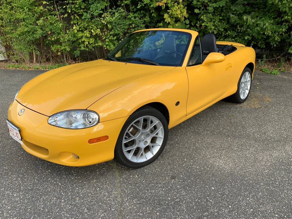 2002 Mazda NB MX-5 Miata - Image 6 of 31