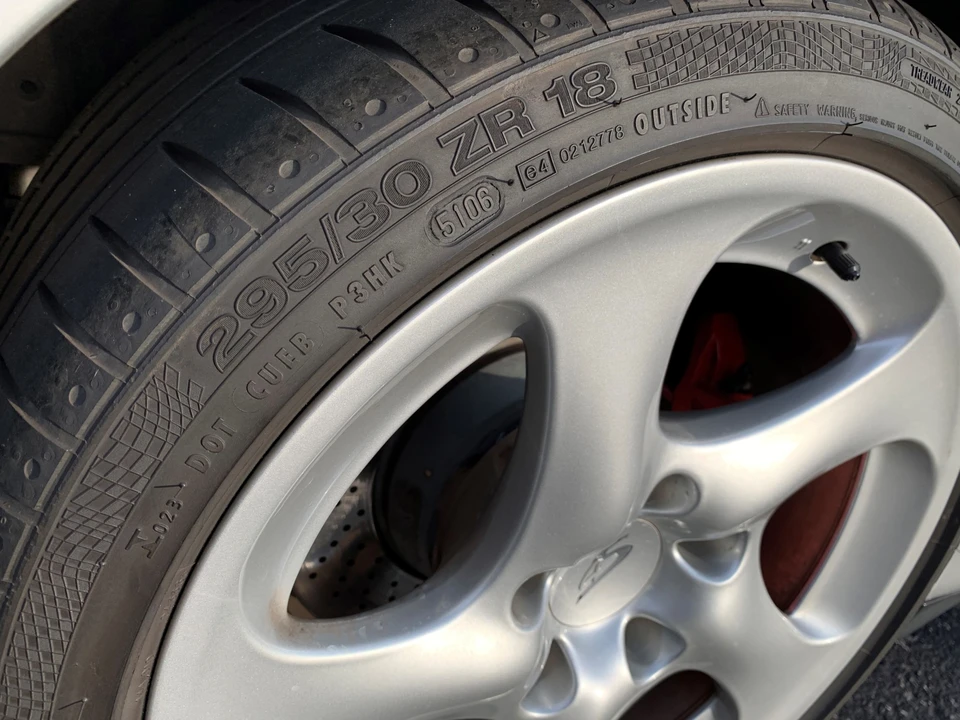 2002 Porsche 996 Carrera 4S - Image 25 of 31