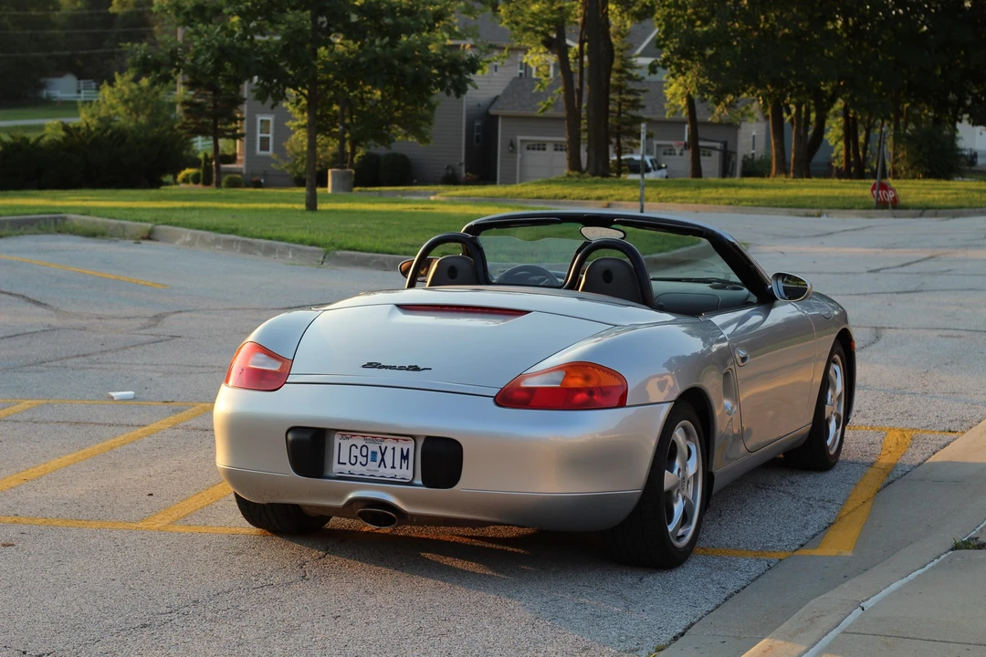 2002 Porsche 986 Boxster - Image 10 of 31