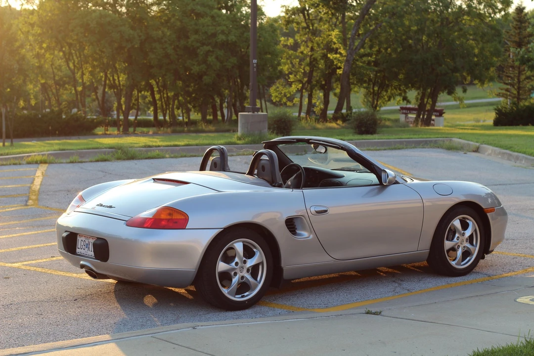 2002 Porsche 986 Boxster - Image 15 of 31