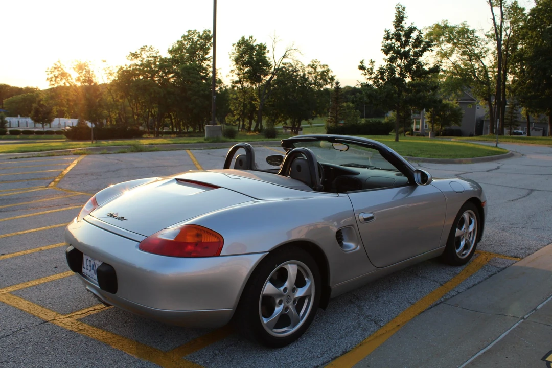 2002 Porsche 986 Boxster - Image 13 of 31