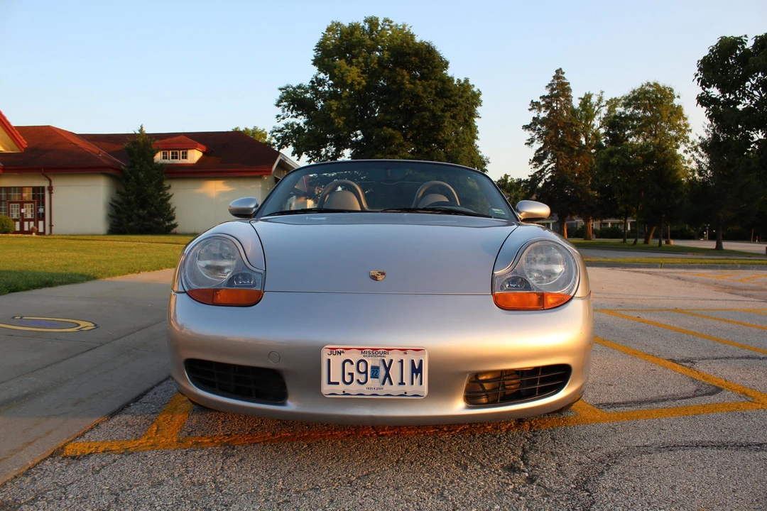 2002 Porsche 986 Boxster - Image 24 of 31