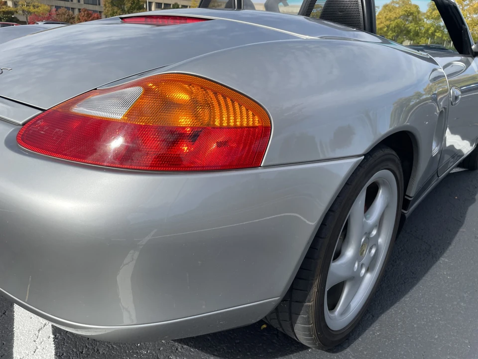 2002 Porsche 986 Boxster S - Image 27 of 31