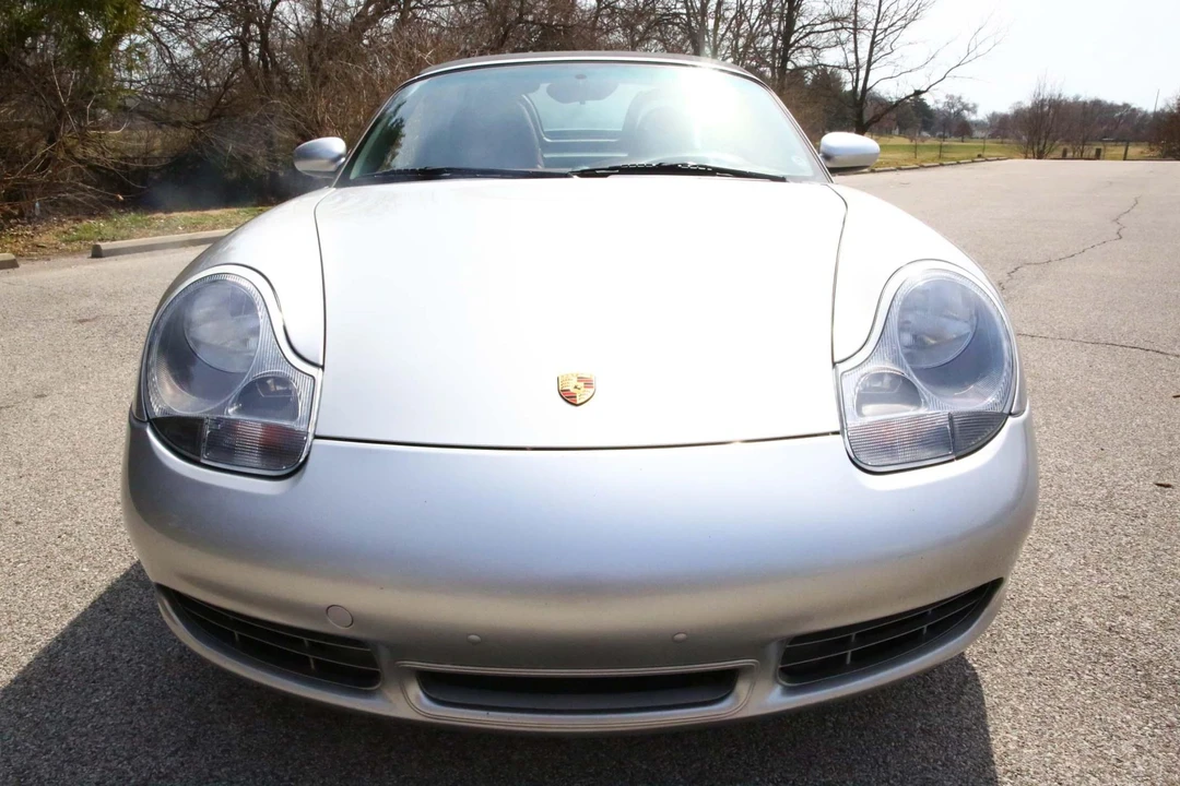 2002 Porsche 986 Boxster S - Image 24 of 31