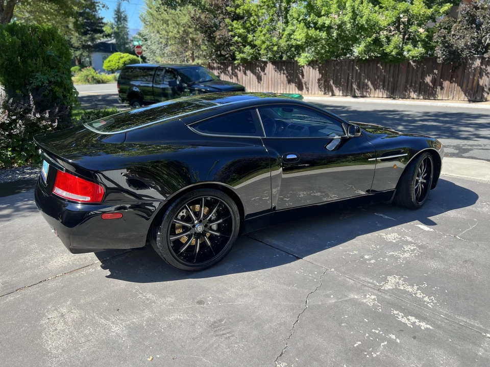 2003 Aston Martin Vanquish 1st Gen - Image 8 of 31