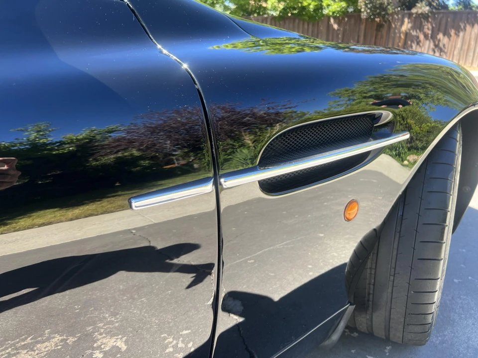 2003 Aston Martin Vanquish 1st Gen - Image 18 of 31