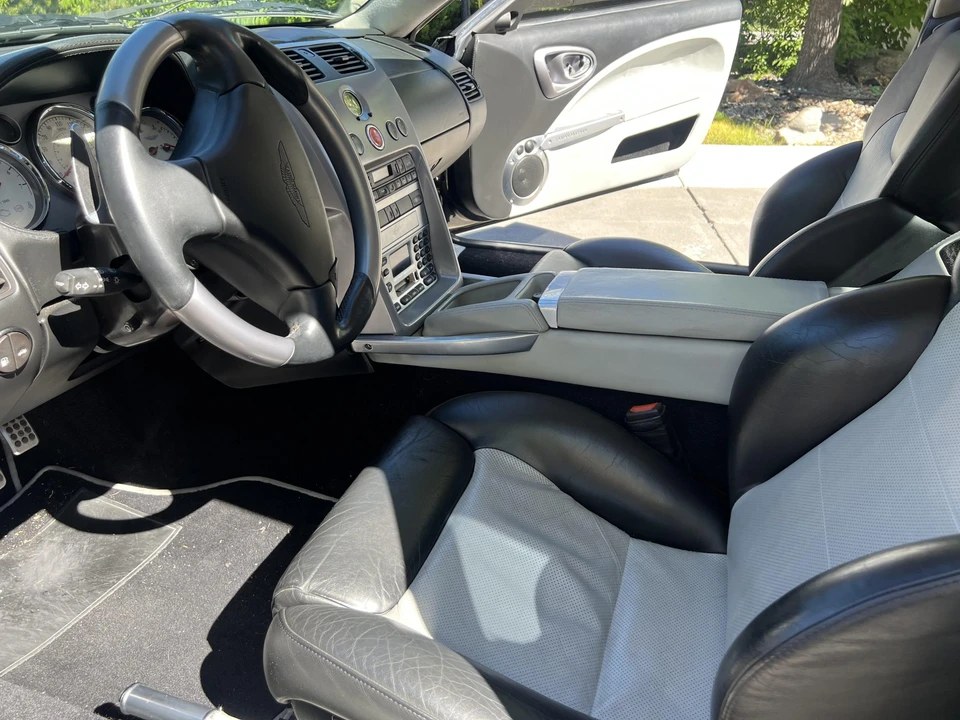 2003 Aston Martin Vanquish 1st Gen - Image 31 of 31