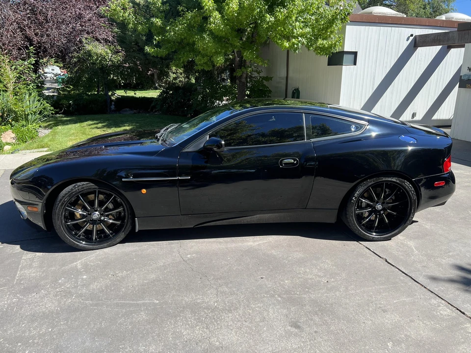 2003 Aston Martin Vanquish 1st Gen - Image 13 of 31
