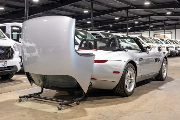 2003 BMW Z8 - Image 8 of 8