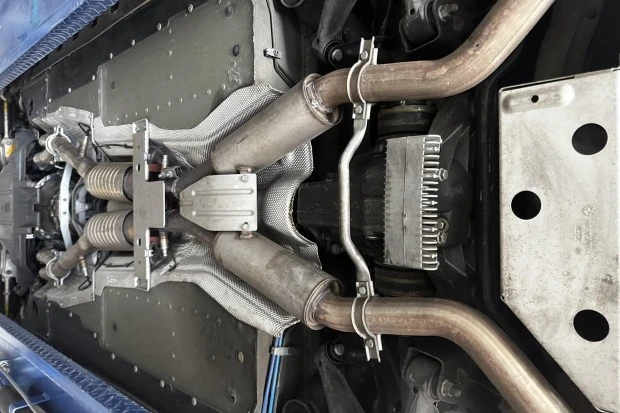 2003 BMW Z8 - Image 7 of 7