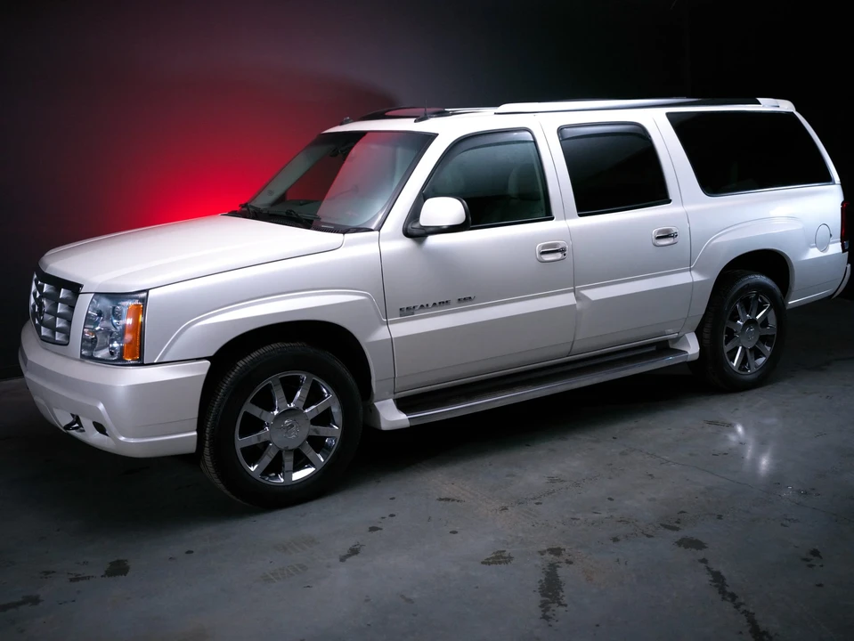 2003 Cadillac Escalade & EXT 2nd Gen - Image 2 of 31