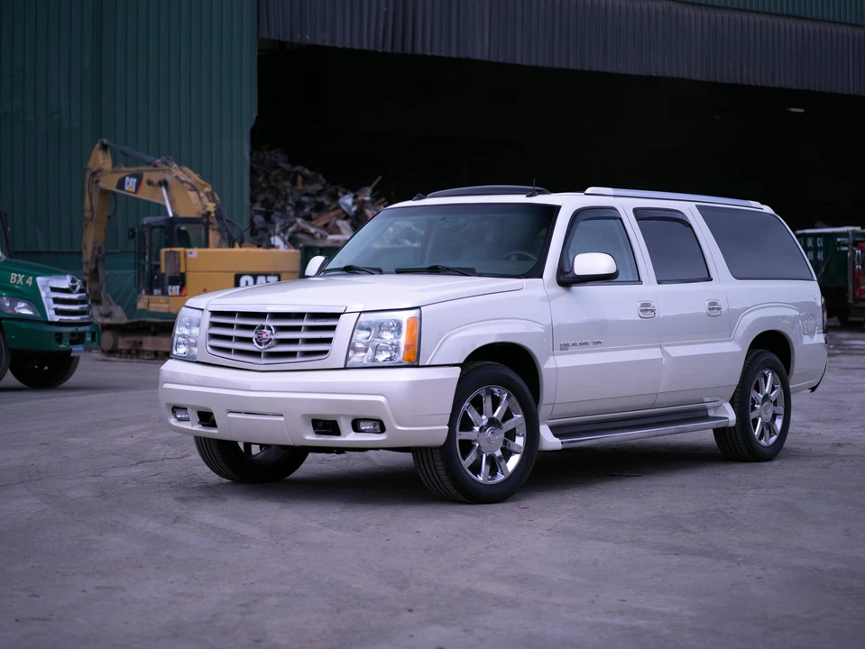 2003 Cadillac Escalade & EXT 2nd Gen - Image 24 of 31