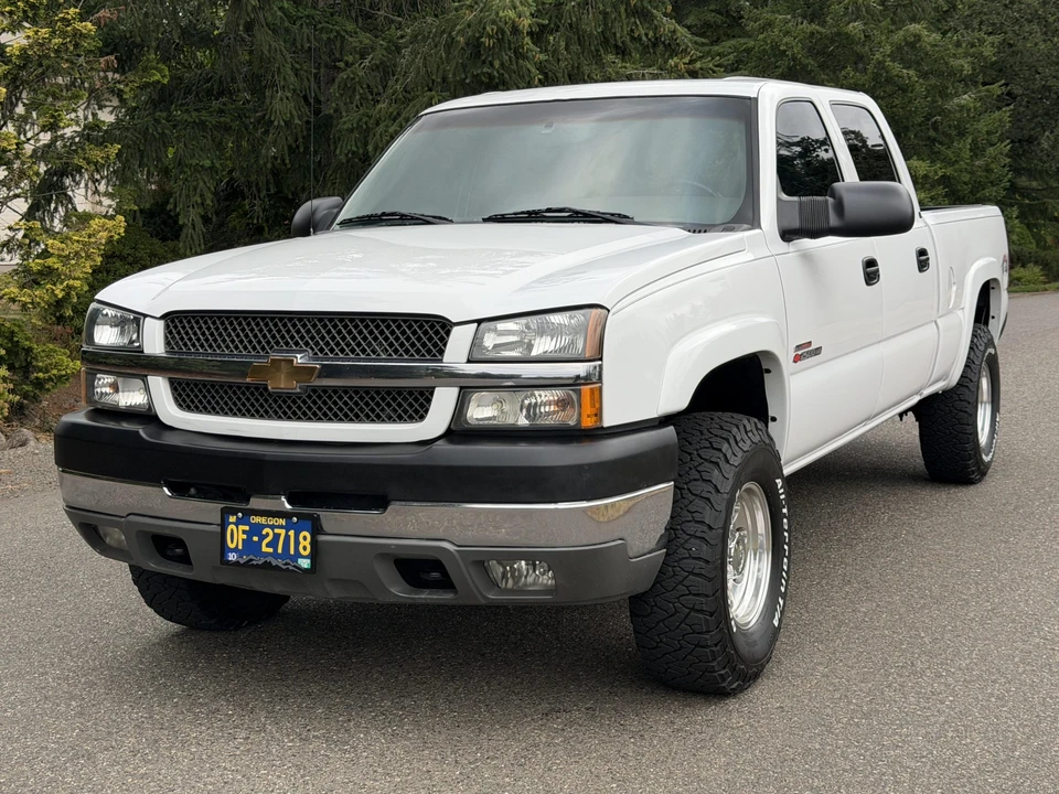 2003 Chevrolet Silverado Heavy Duty 1st Gen - Image 2 of 31