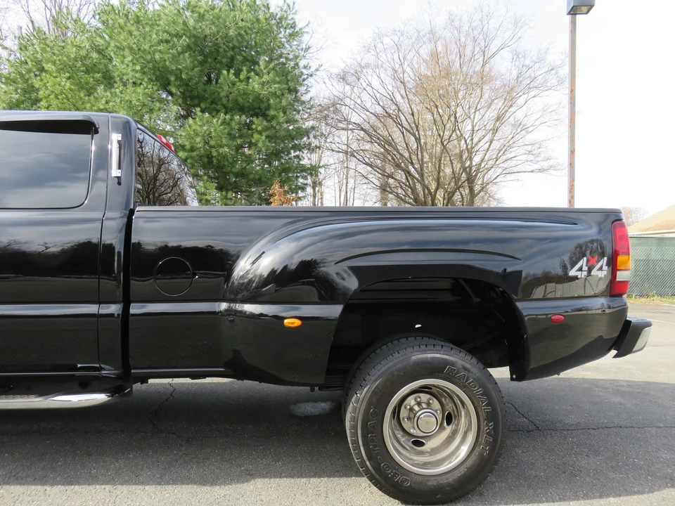 2003 GMC Sierra Heavy Duty 2nd Gen - Image 16 of 31
