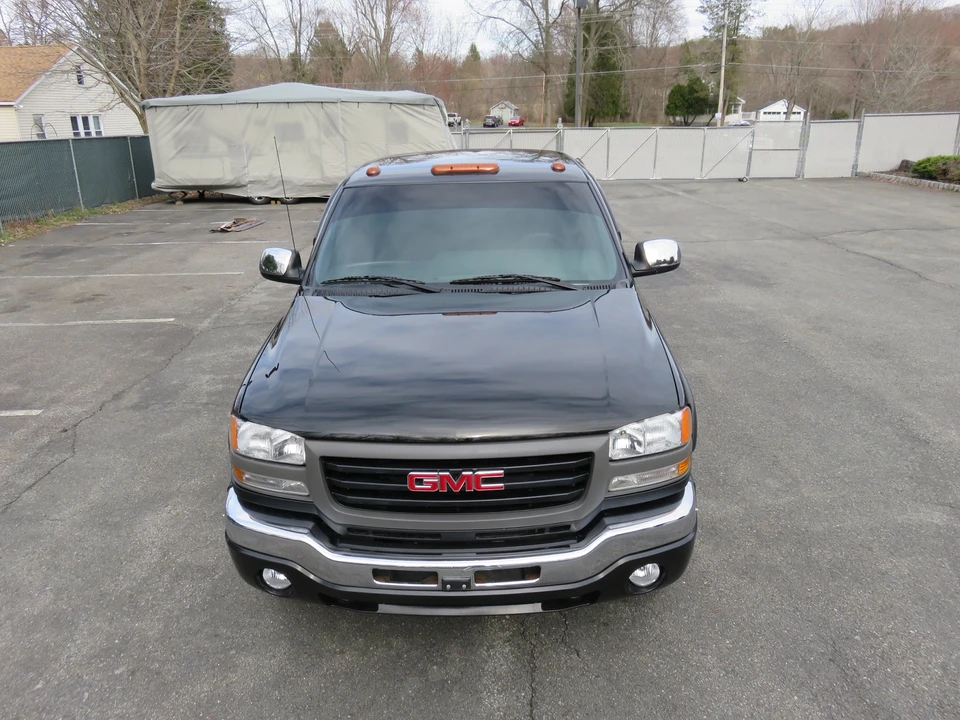 2003 GMC Sierra Heavy Duty 2nd Gen - Image 4 of 31