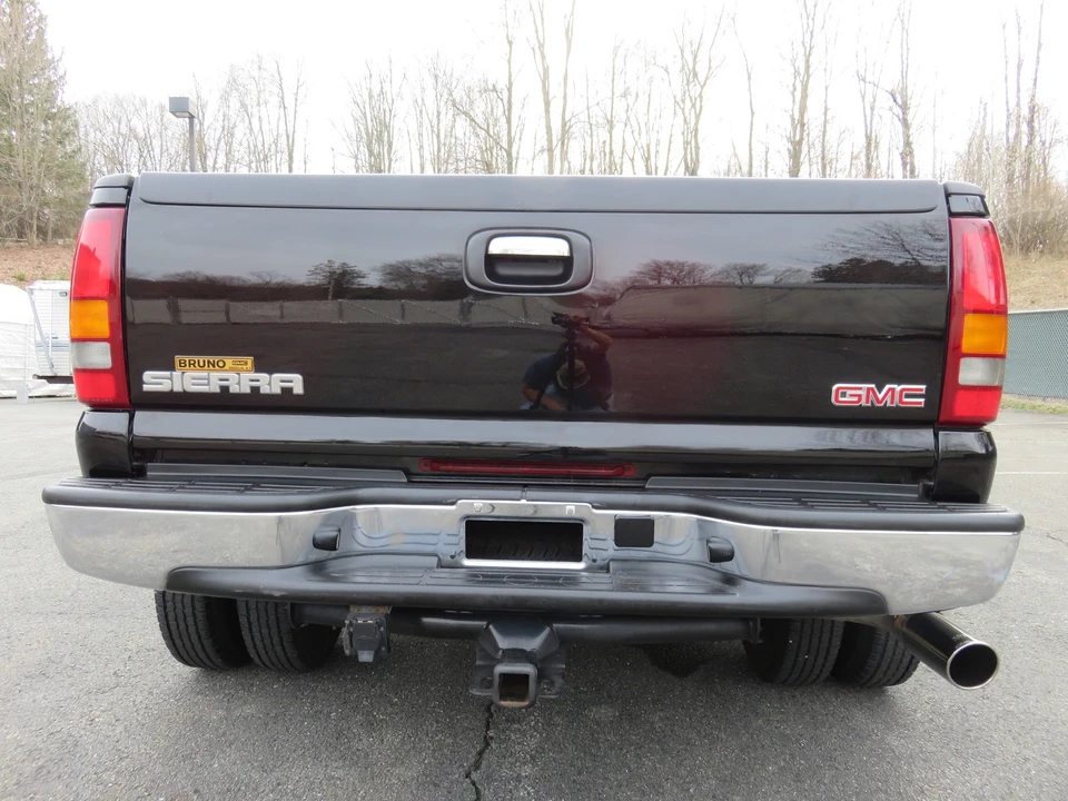 2003 GMC Sierra Heavy Duty 2nd Gen - Image 9 of 31