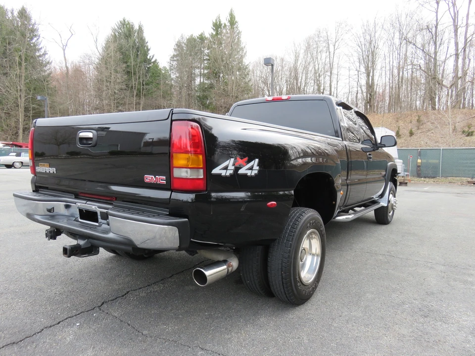 2003 GMC Sierra Heavy Duty 2nd Gen - Image 8 of 31