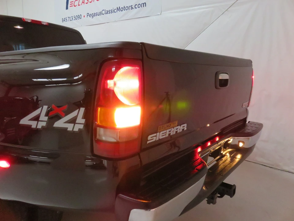 2003 GMC Sierra Heavy Duty 2nd Gen - Image 31 of 31